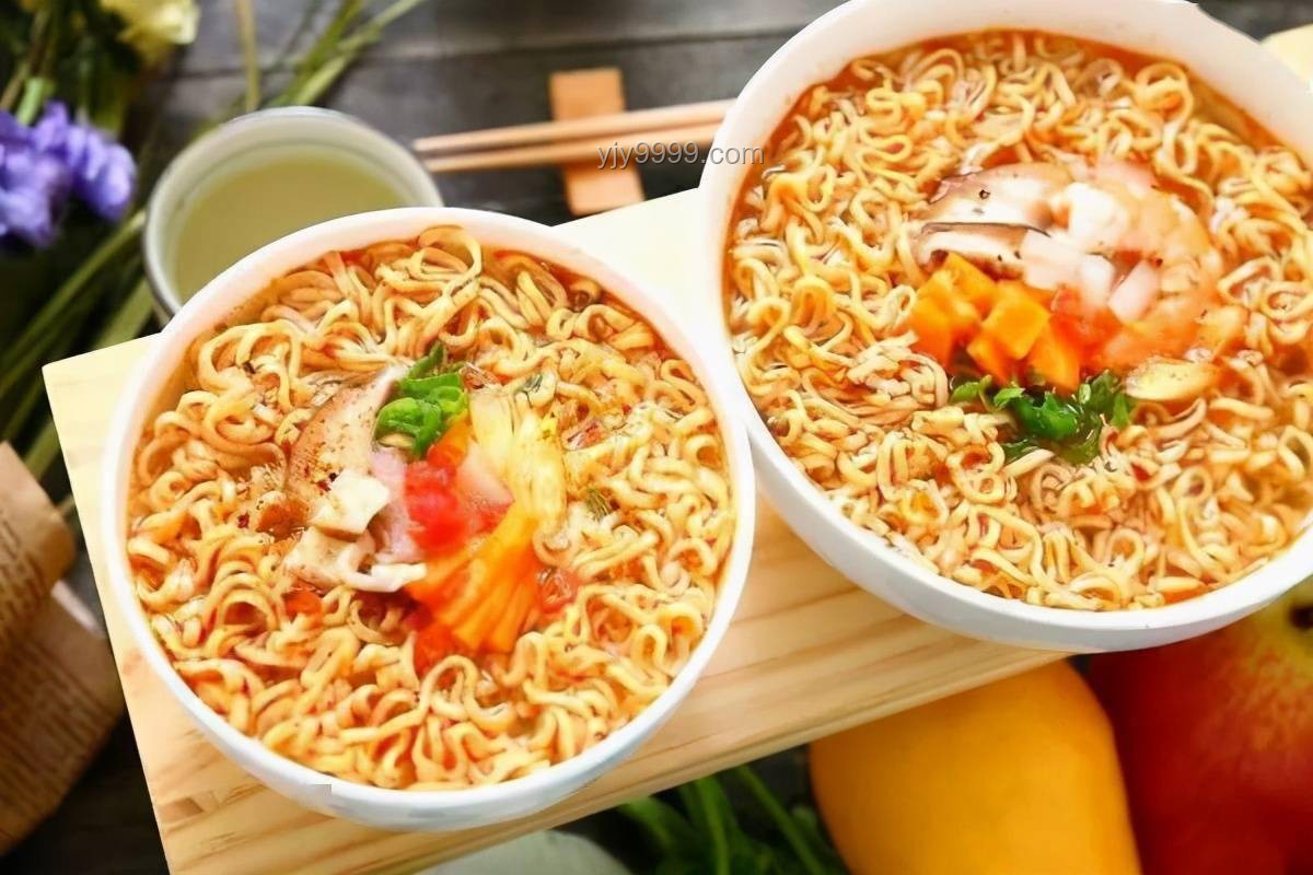 食品科技对比：腐乳与方便面调料的鲜味探究